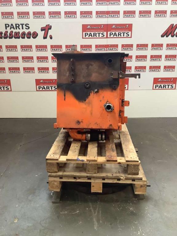 Réservoir de huile pour Fiat Hitachi EX 235 Photo 3