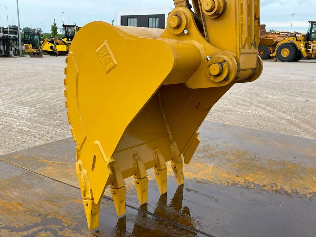 Caterpillar 320D3 GC Photo 10