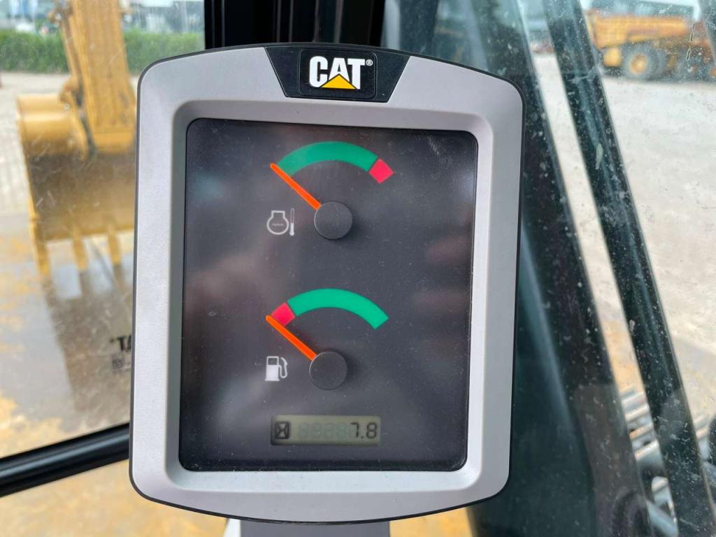 Caterpillar 320D3 GC Photo 16