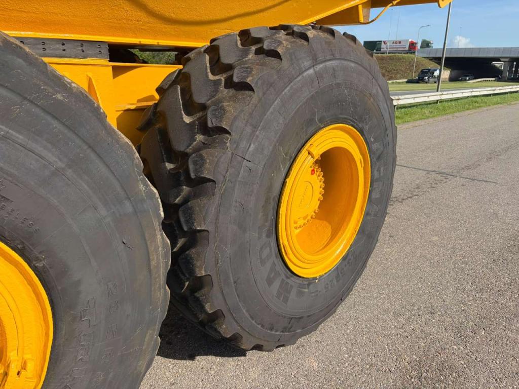 Volvo A25G Photo 12