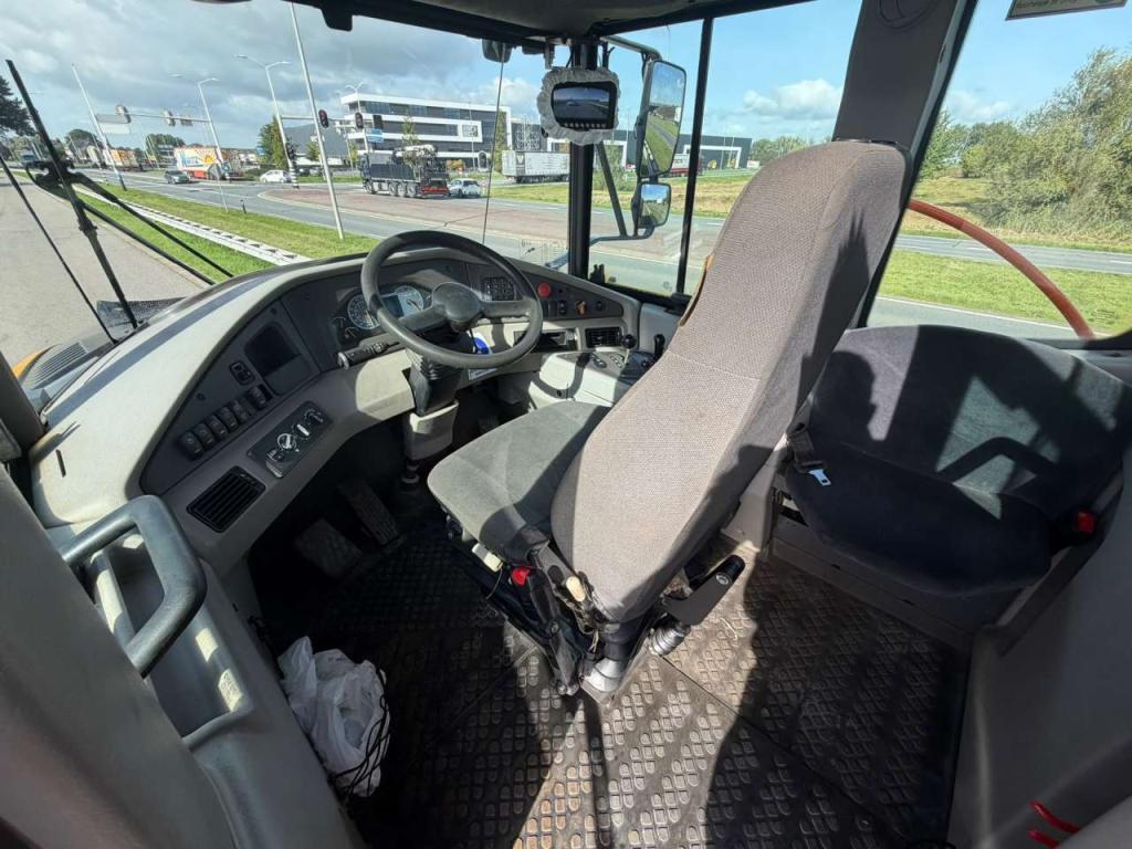 Volvo A25G Photo 19