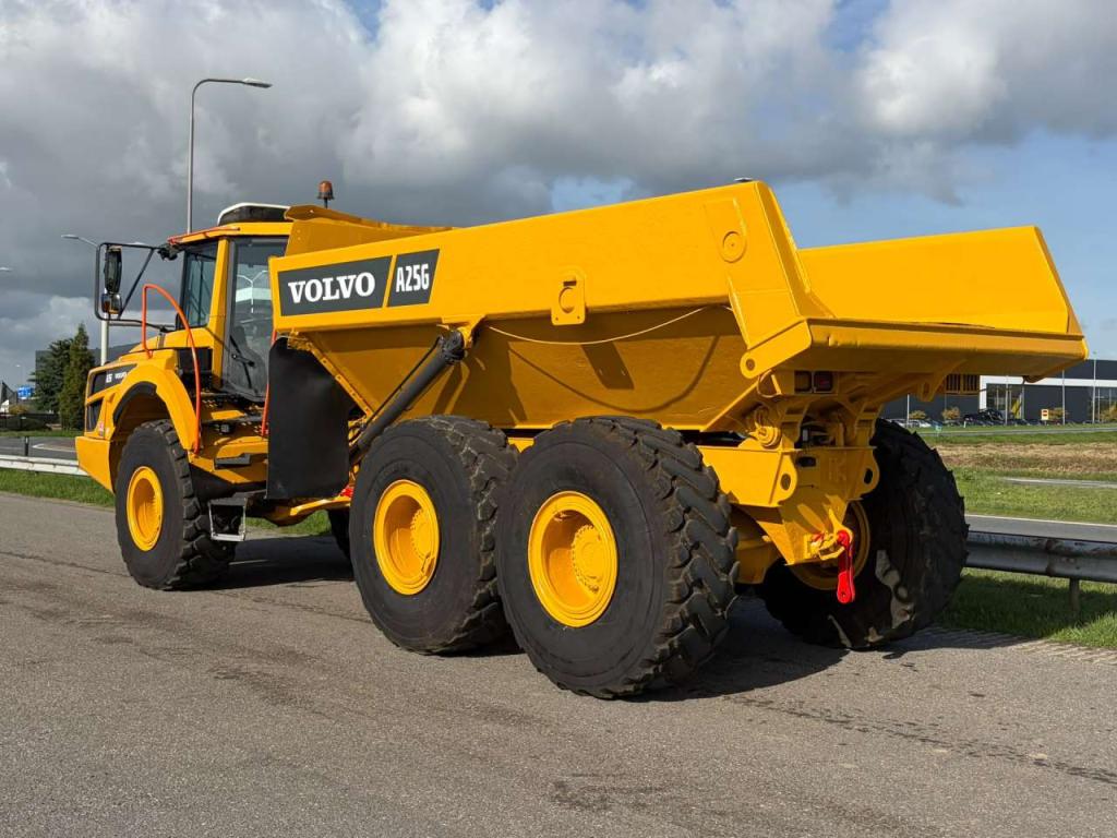 Volvo A25G Photo 3