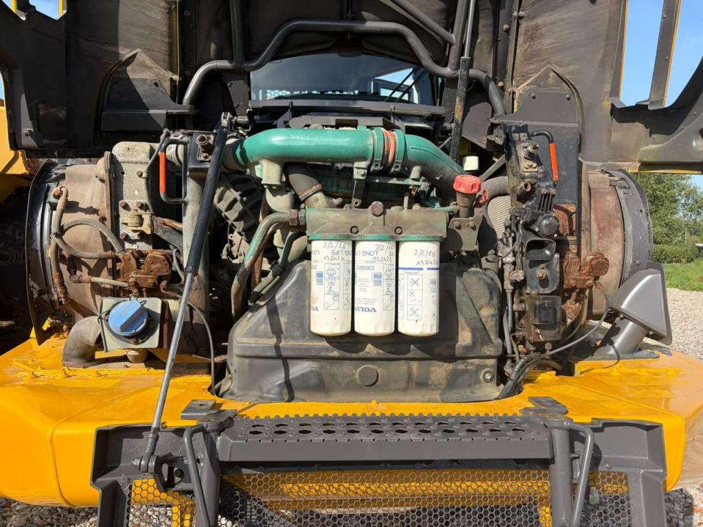 Volvo A25G Photo 30