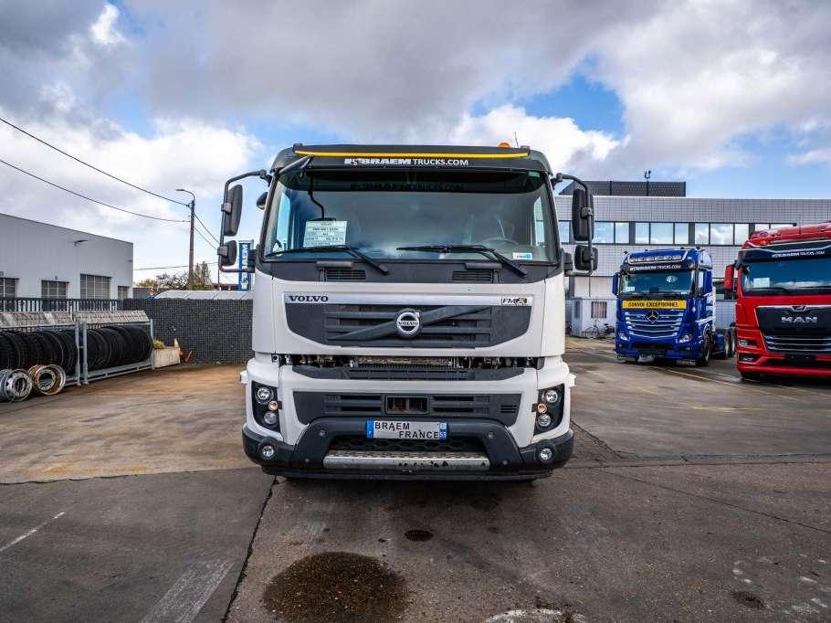 Volvo FMX 420+HYDR Photo 2