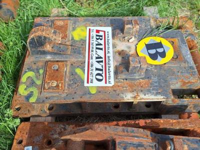 S2 for 25-32 ton excavators Attachment plate en vente par Balavto