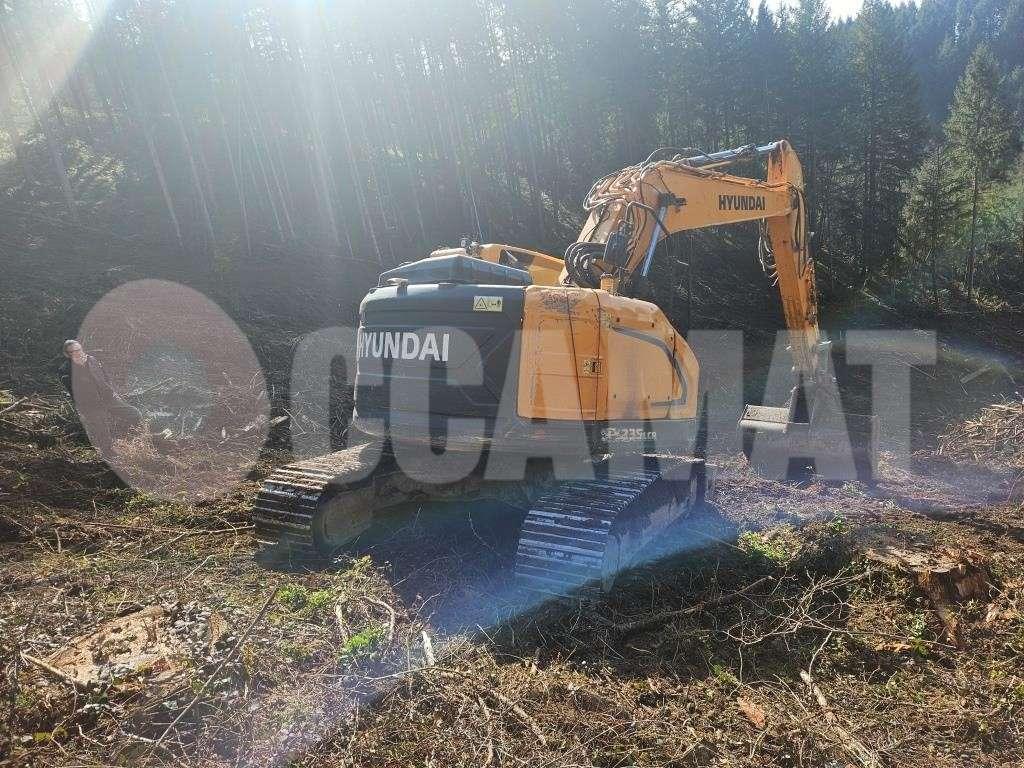 Hyundai HX 235 Photo 3