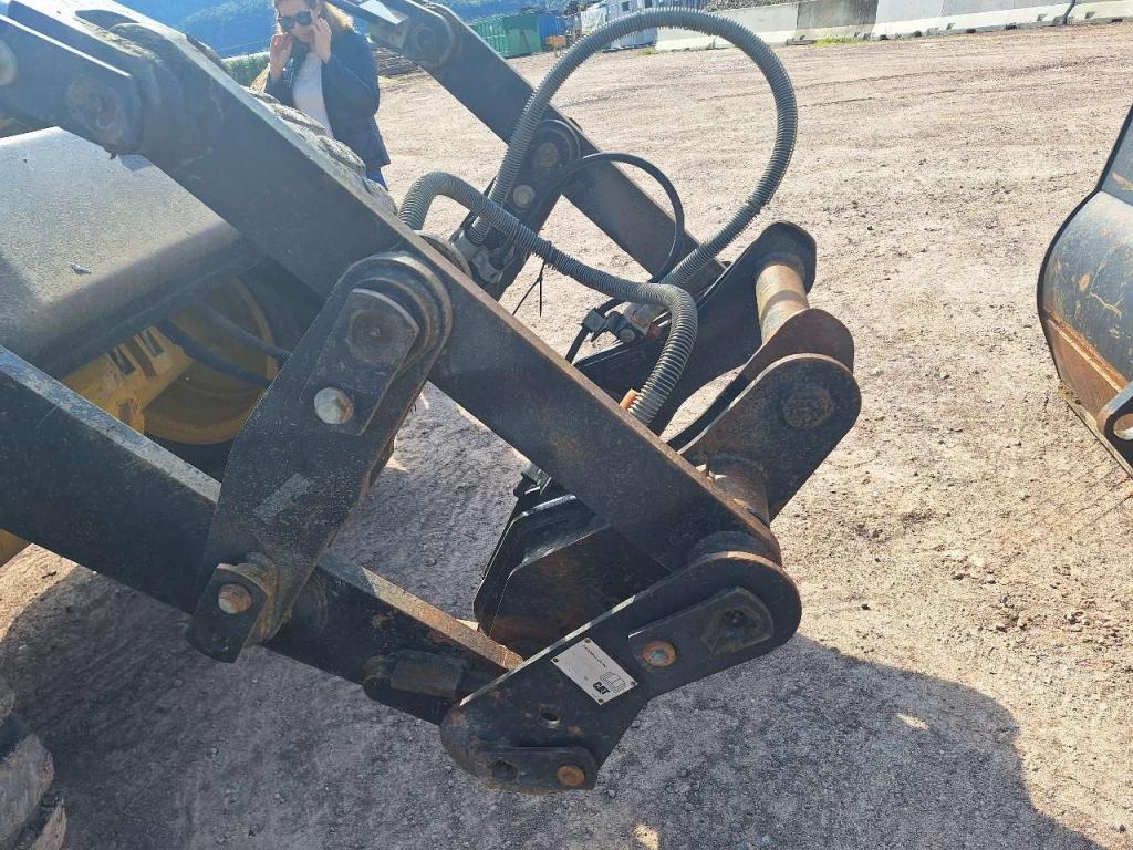 Caterpillar IT 28 G Photo 16