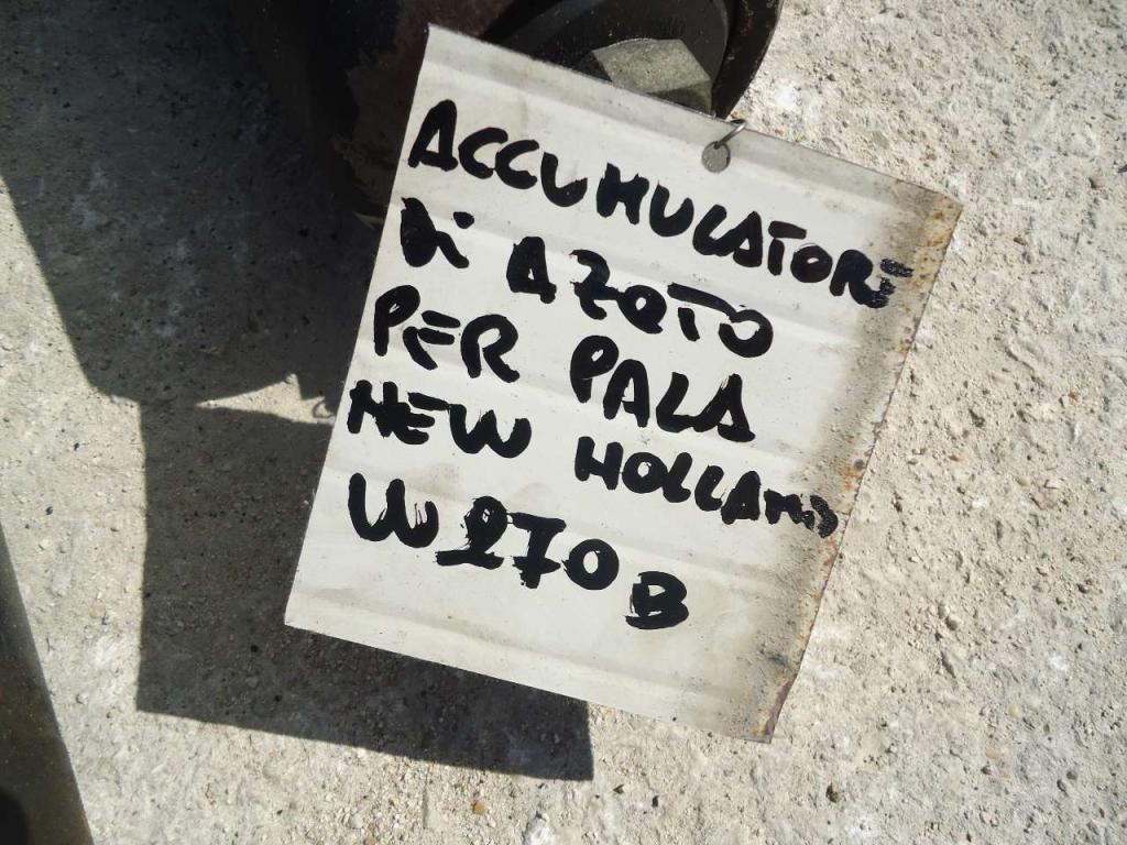 Accumulateur pour New Holland W270B Photo 3