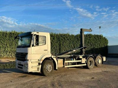 Mercedes-Benz Camion ampliroll Photo 1
