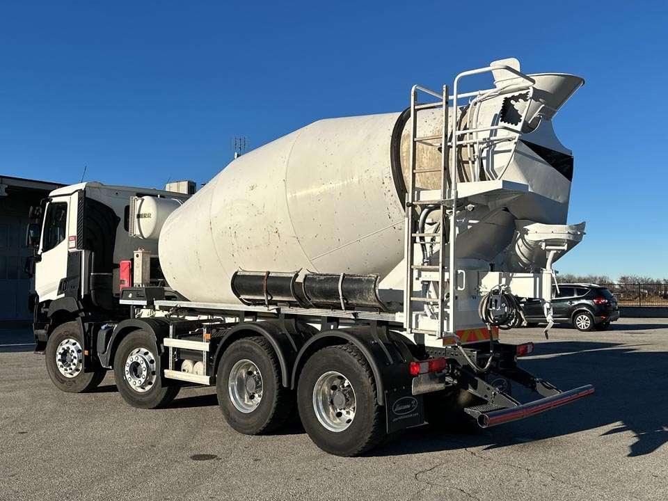 Renault C430 8x4 Photo 3