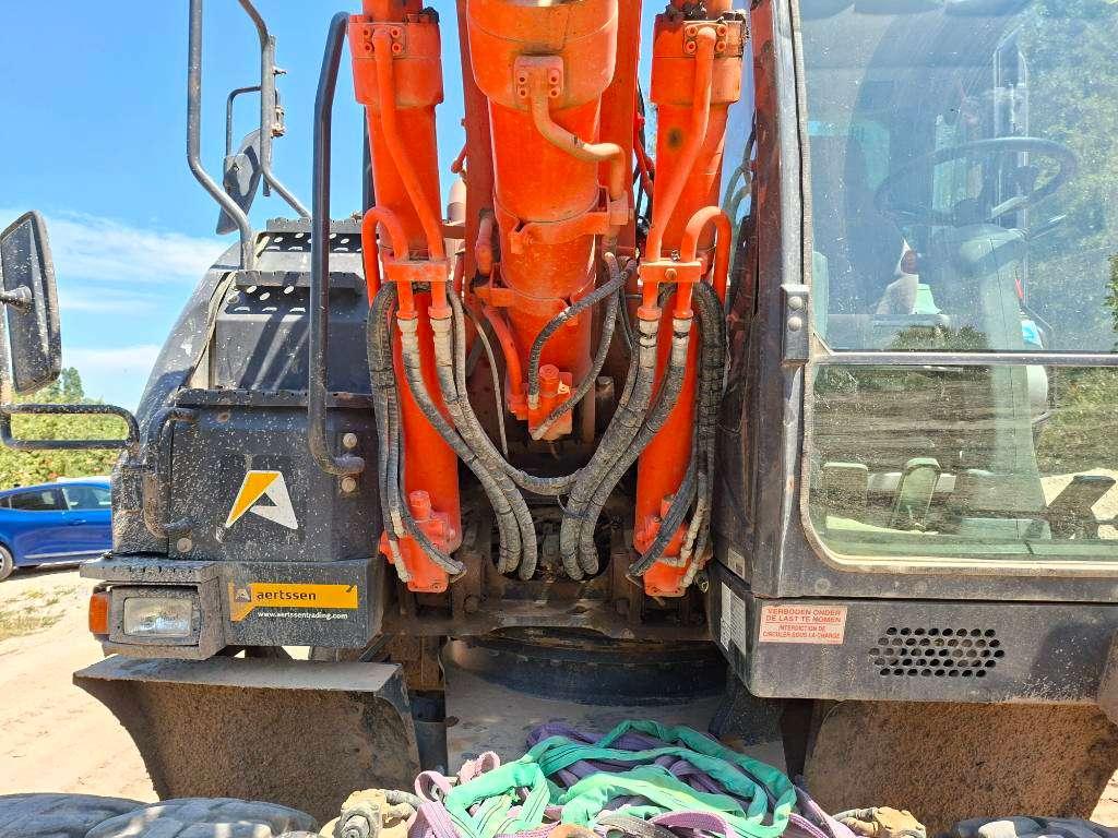 Hitachi ZX 170 W-5 B Photo 14