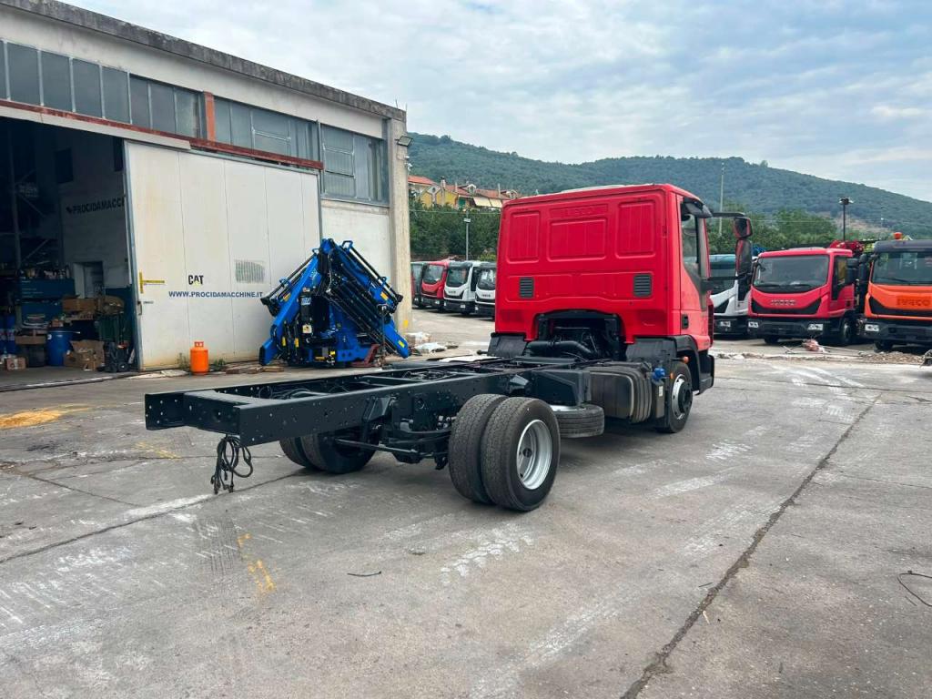 Iveco EUROCARGO 80-190 Photo 14