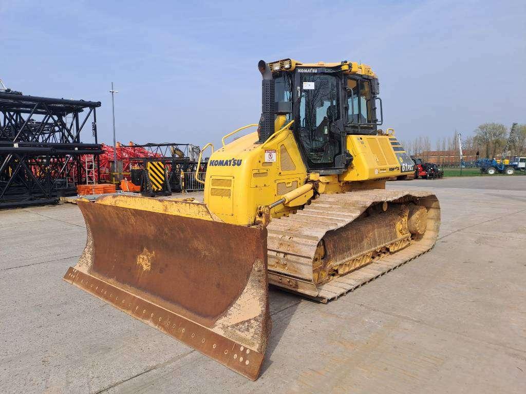 Komatsu D61PXi-24 Photo 8