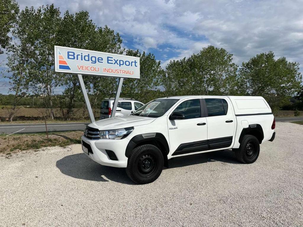 Toyota HILUX 2.4 4X4 MANUALE Photo 1