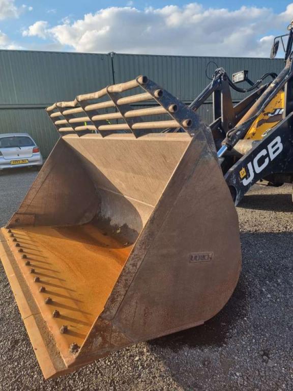 JCB 437HTT4 Photo 16
