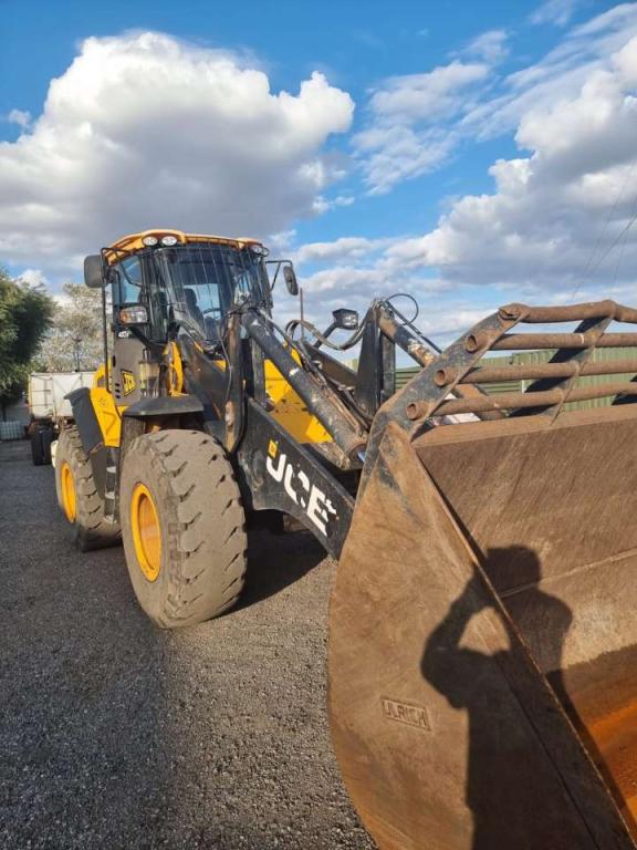 JCB 437HTT4 Photo 2