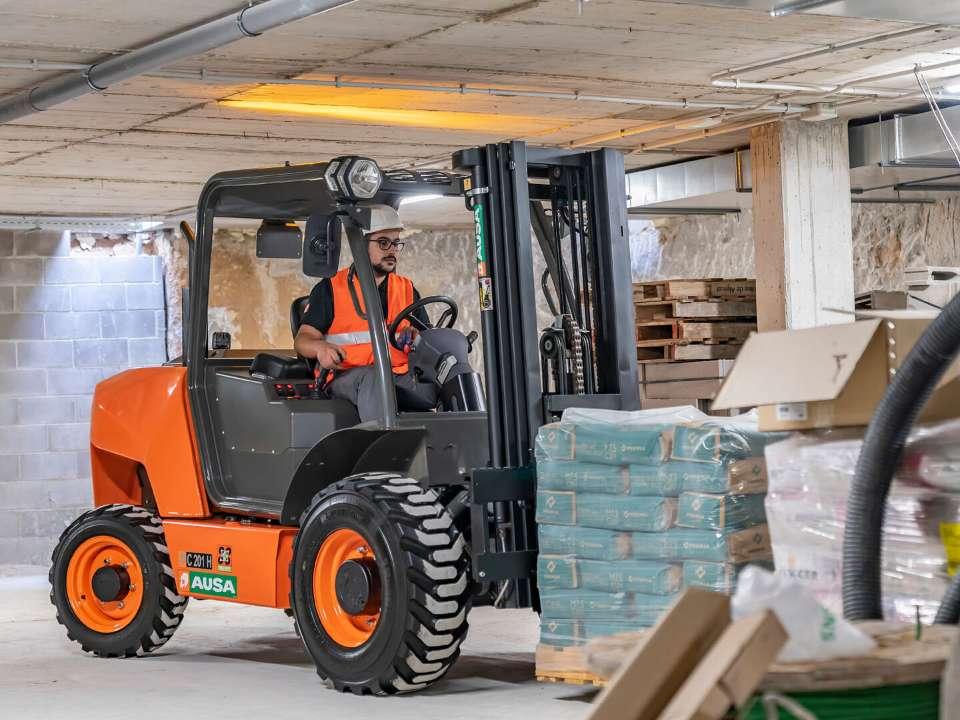 Ausa C201H Photo 1