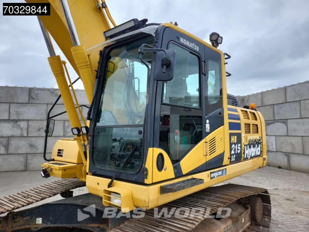 Komatsu HB215 LC -2 Photo 9