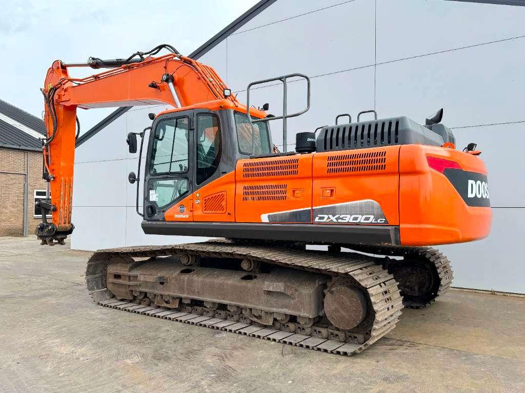 Doosan DX300LC-5 - Hammer Lines / Rear + Side Camera Photo 3