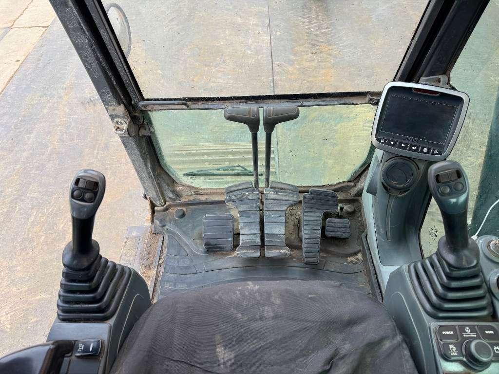Doosan DX300LC-5 - Hammer Lines / Rear + Side Camera Photo 9