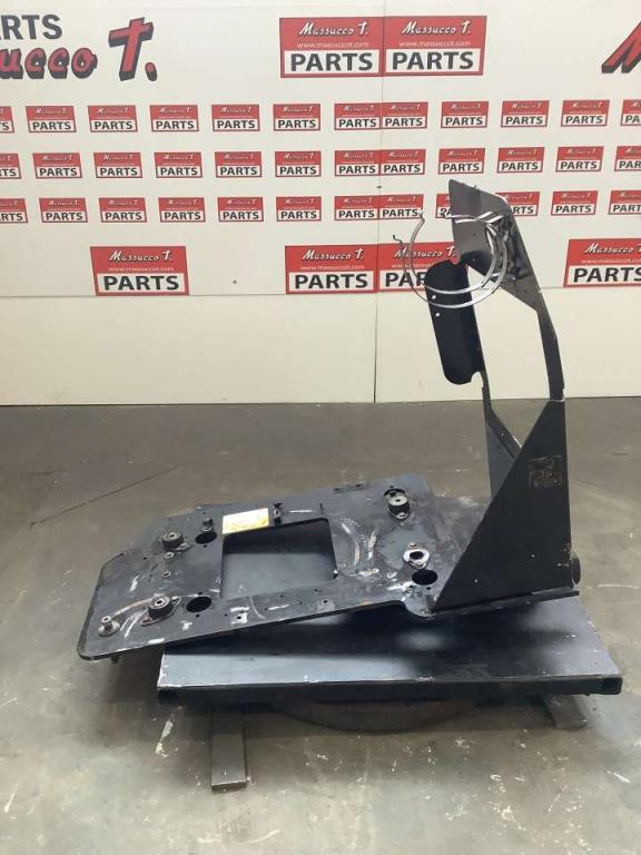 Support moteur pour JLG LIFT 450 AJ Photo 1