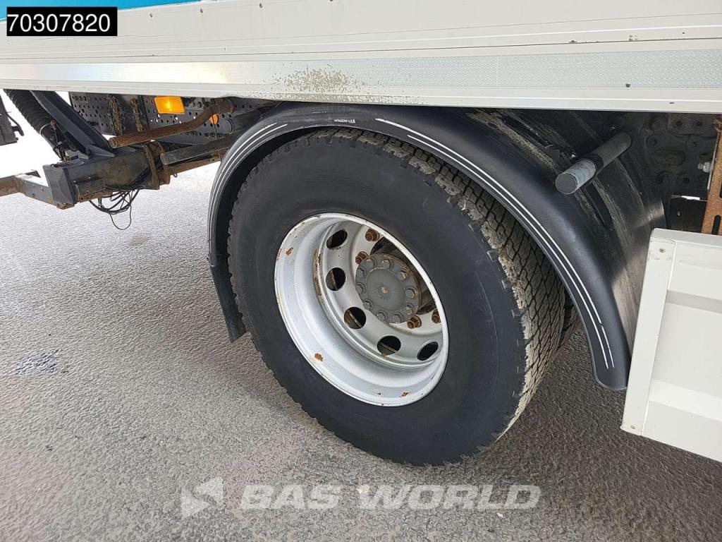 Mercedes-Benz Actros 1824 Actros 4X2 18tonner Air suspension 2000kg Ladebordwand Automatic Euro 6 Photo 8