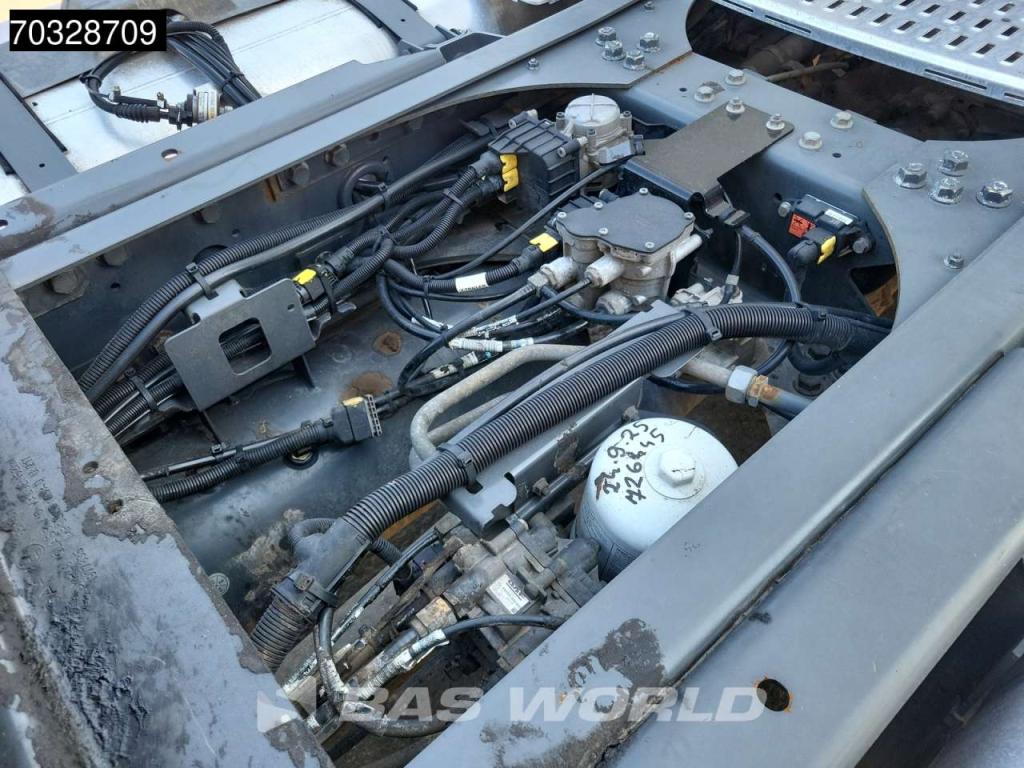Daf XF 460 4X2 NL-Truck APK Retarder 2x Tanks Standklima ACC Photo 15