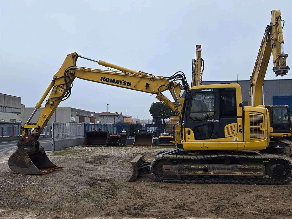 Komatsu PC138US-11 Photo 2