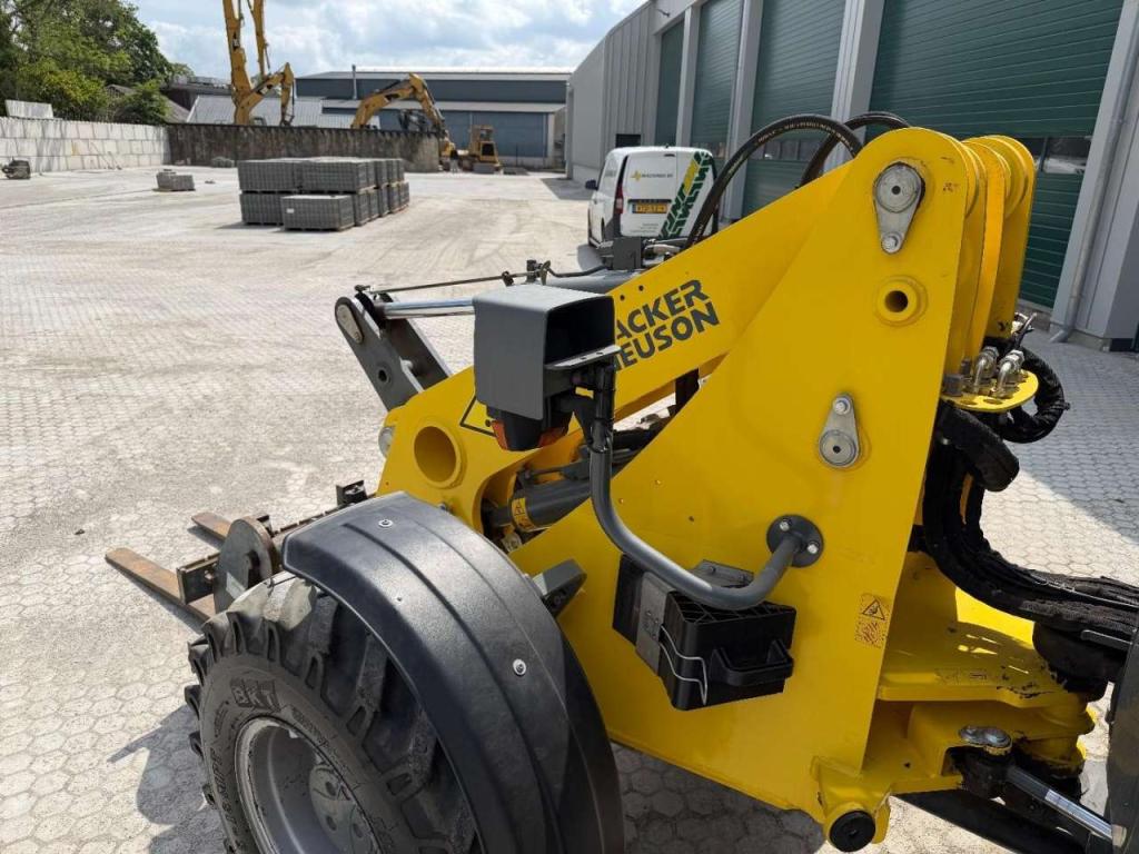 Wacker Neuson WL 54 LOW HOURS Photo 11