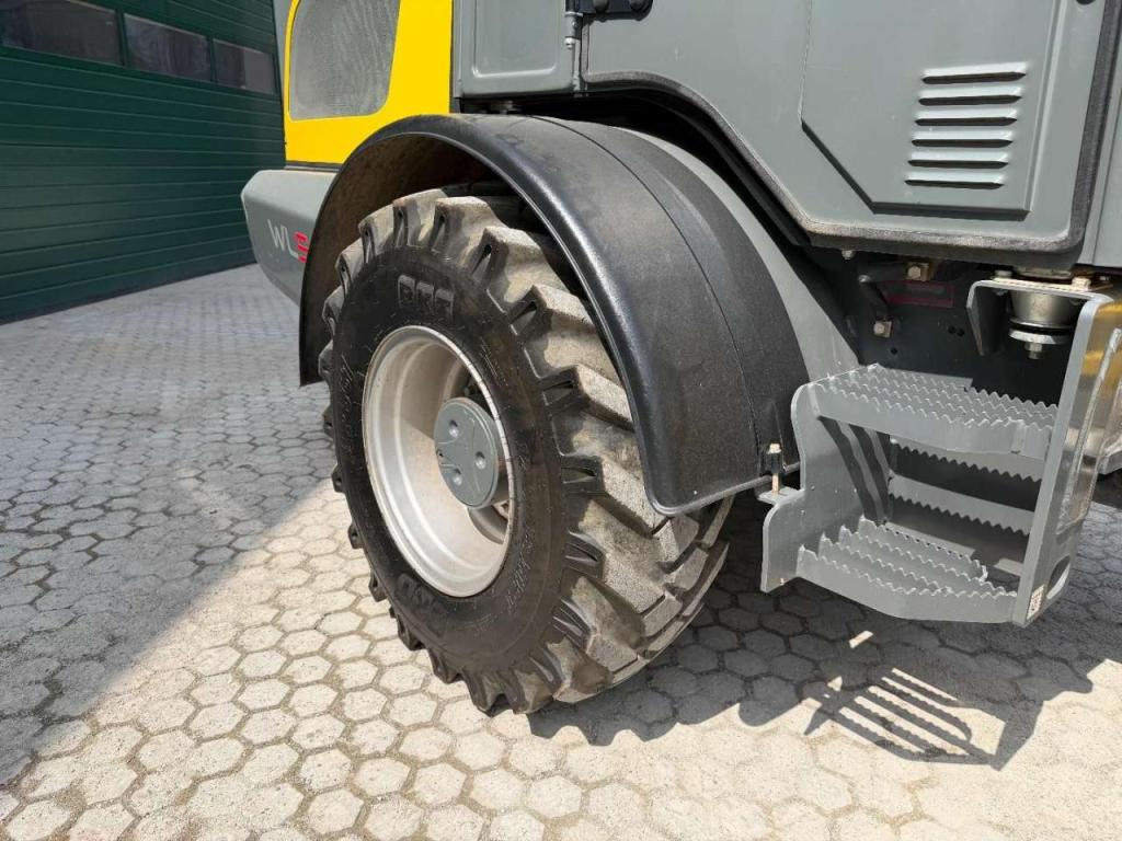 Wacker Neuson WL 54 LOW HOURS Photo 9