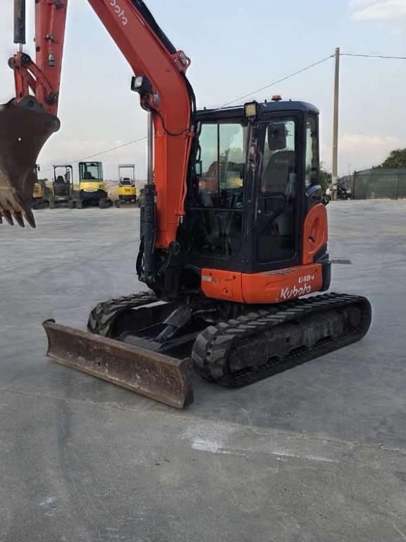 Kubota U48-4 Photo 1