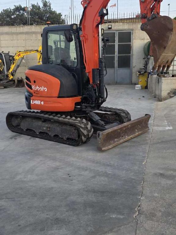 Kubota U48-4 Photo 4