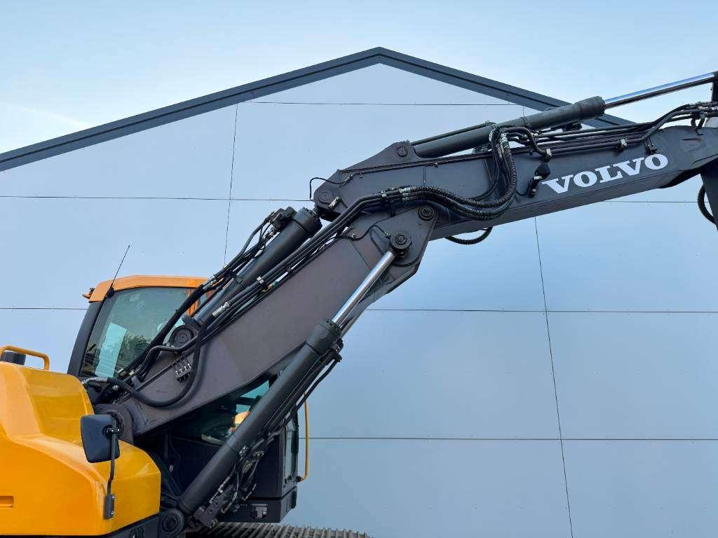 Volvo EC180DL - Triple Boom / Hammer Lines Photo 17