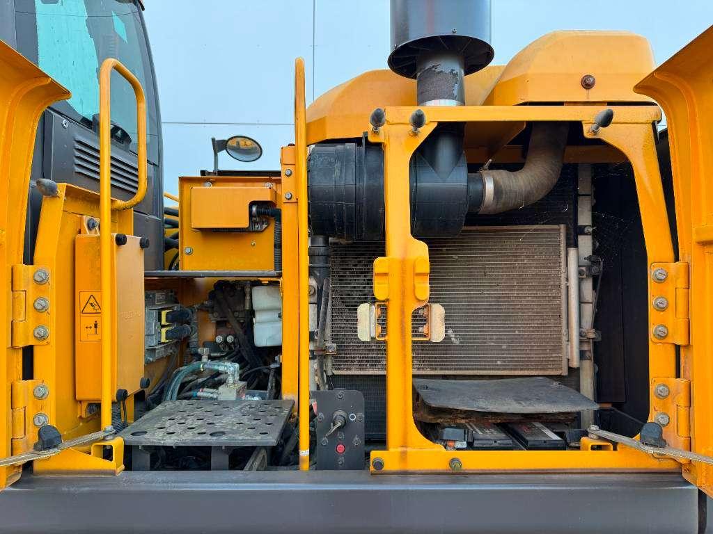 Volvo EC180DL - Triple Boom / Hammer Lines Photo 26