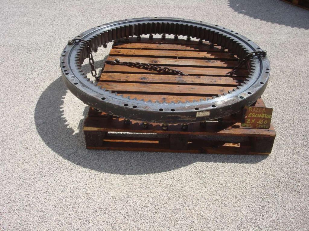 Couronne d'orientation pour Hitachi ZX 160 Photo 1