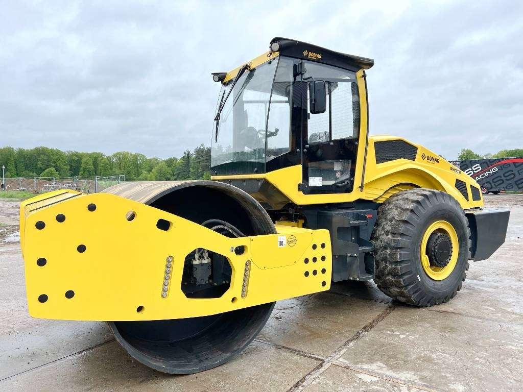 Bomag BW226-5CL - New / Unused Photo 2