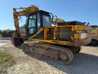 JCB 220 Photo 1