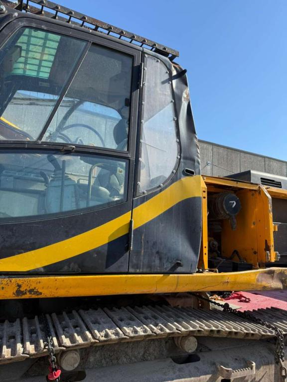 JCB 220 Photo 5