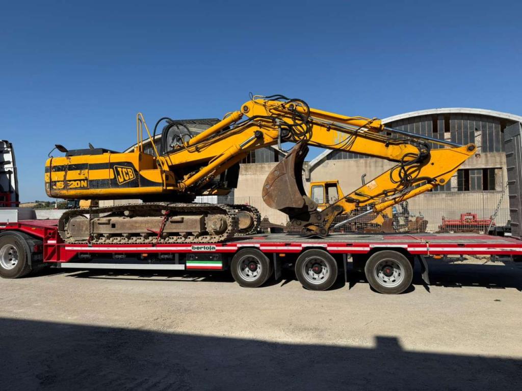 JCB 220 Photo 7