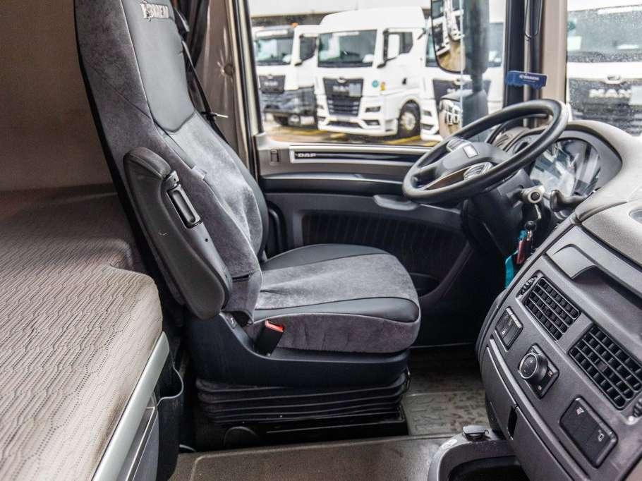 Daf XF 450-6x2 Photo 15