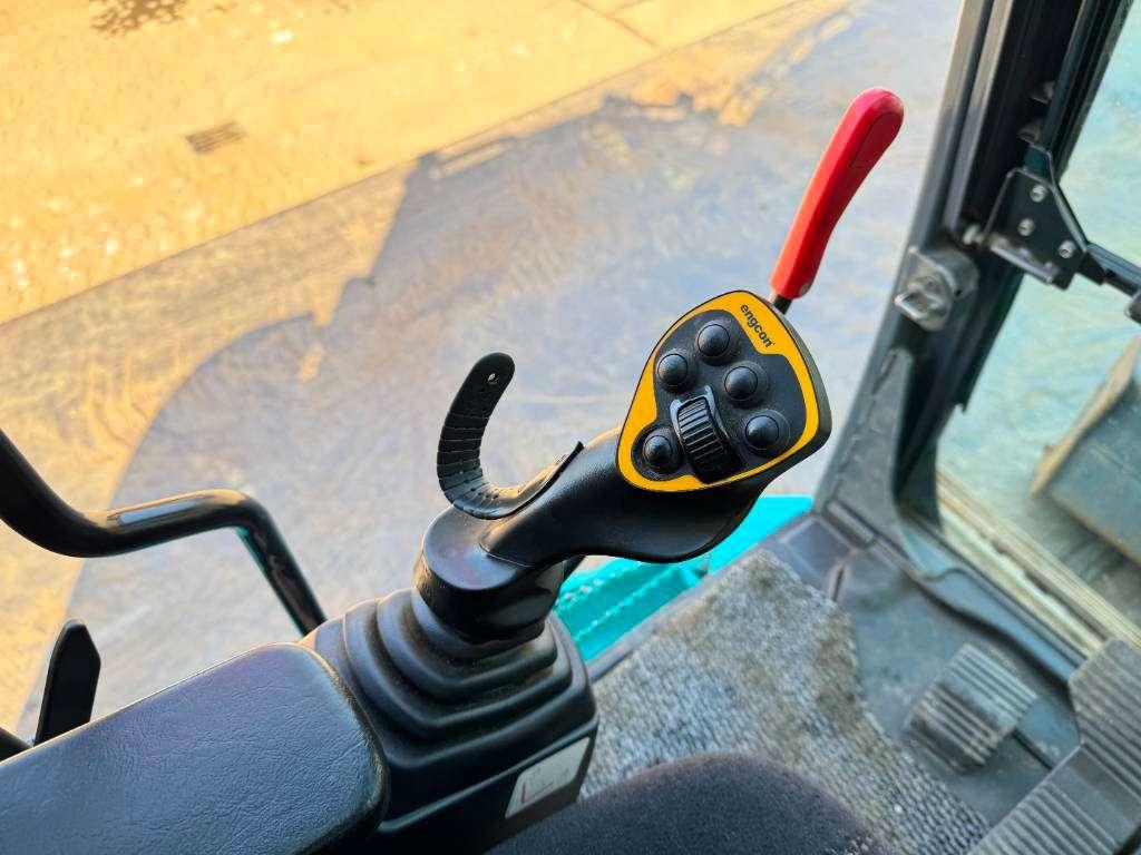 Kobelco SK230SRLC-5 - Tilting Bucket / Automatic Greasing Photo 12