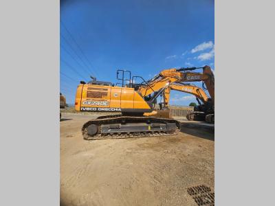 Case CX240E TRIPLICE en vente par Iveco Orecchia Spa