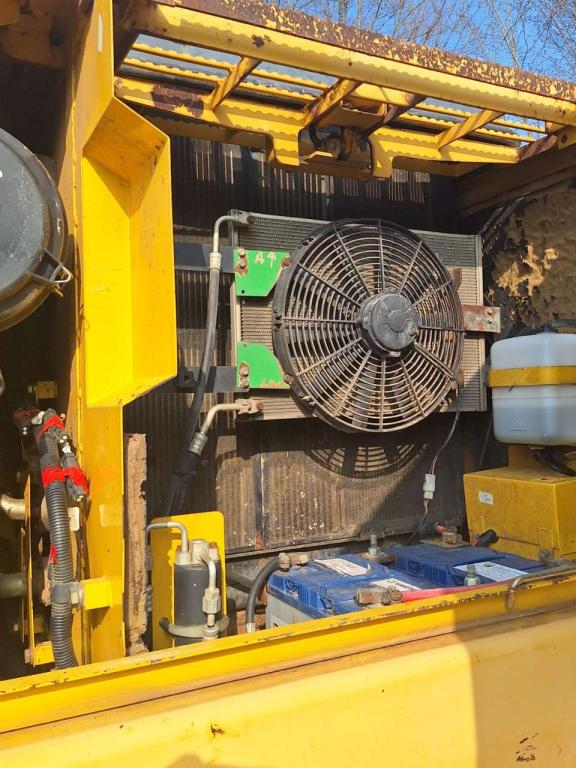 Komatsu PC 180 NLC Photo 8