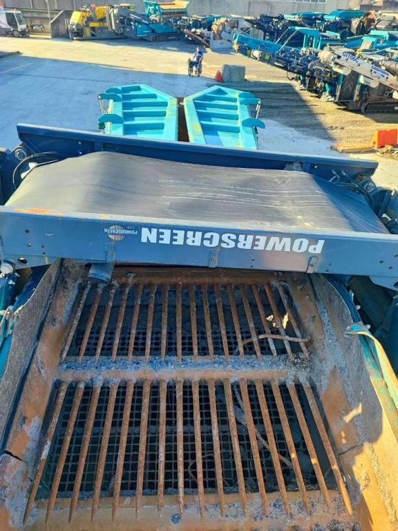 Powerscreen Warrior 1800 Photo 4