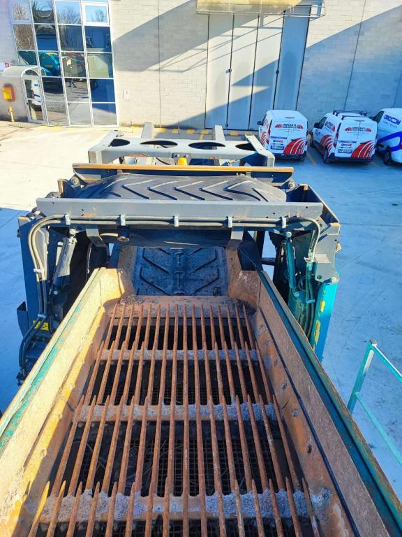 Powerscreen Warrior 1800 Photo 5