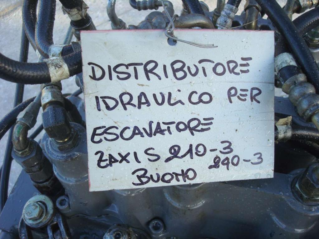 Distributeur hydraulique pour ZAXIS 210.3  E 240.3 Photo 4