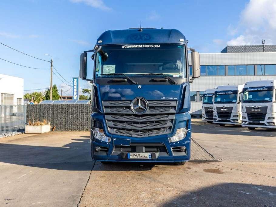 Mercedes-Benz ACTROS 2548 Photo 2