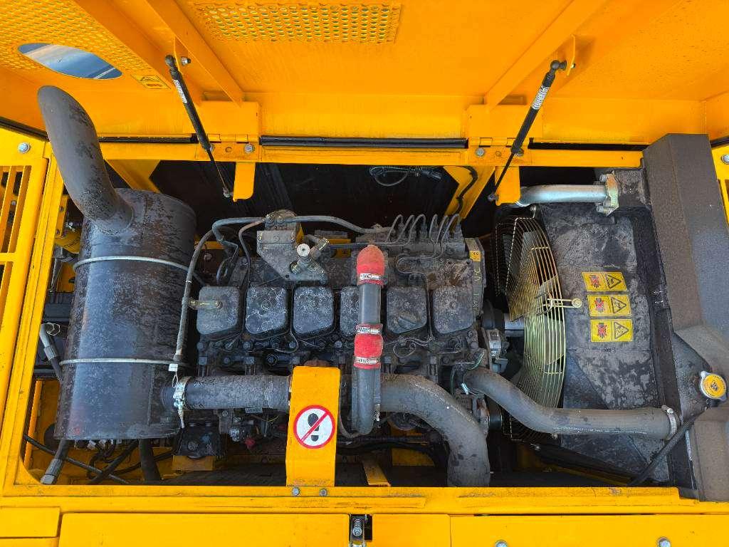 JCB 205 *2026 Model* - New / Unused / Hammer Lines Photo 26