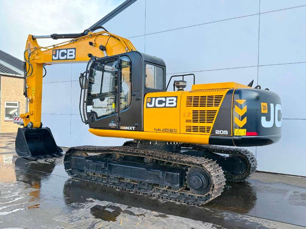 JCB 205 *2026 Model* - New / Unused / Hammer Lines Photo 3