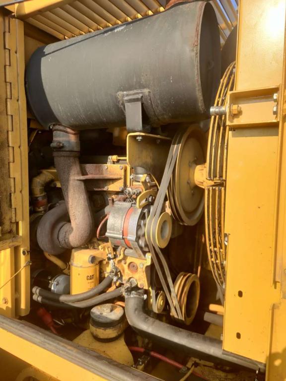 Caterpillar IT24F Photo 7